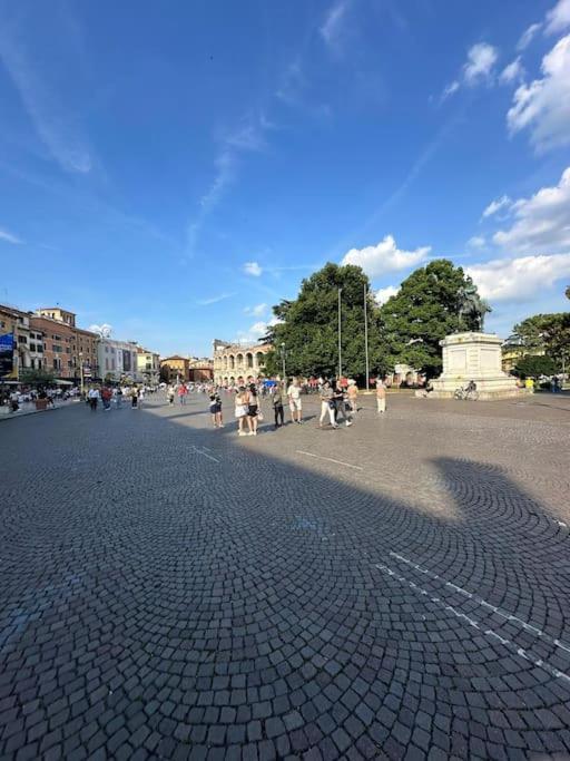 Arena Opera House Lägenhet Verona Exteriör bild