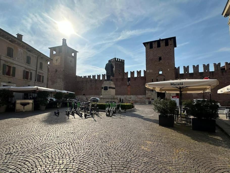 Arena Opera House Lägenhet Verona Exteriör bild